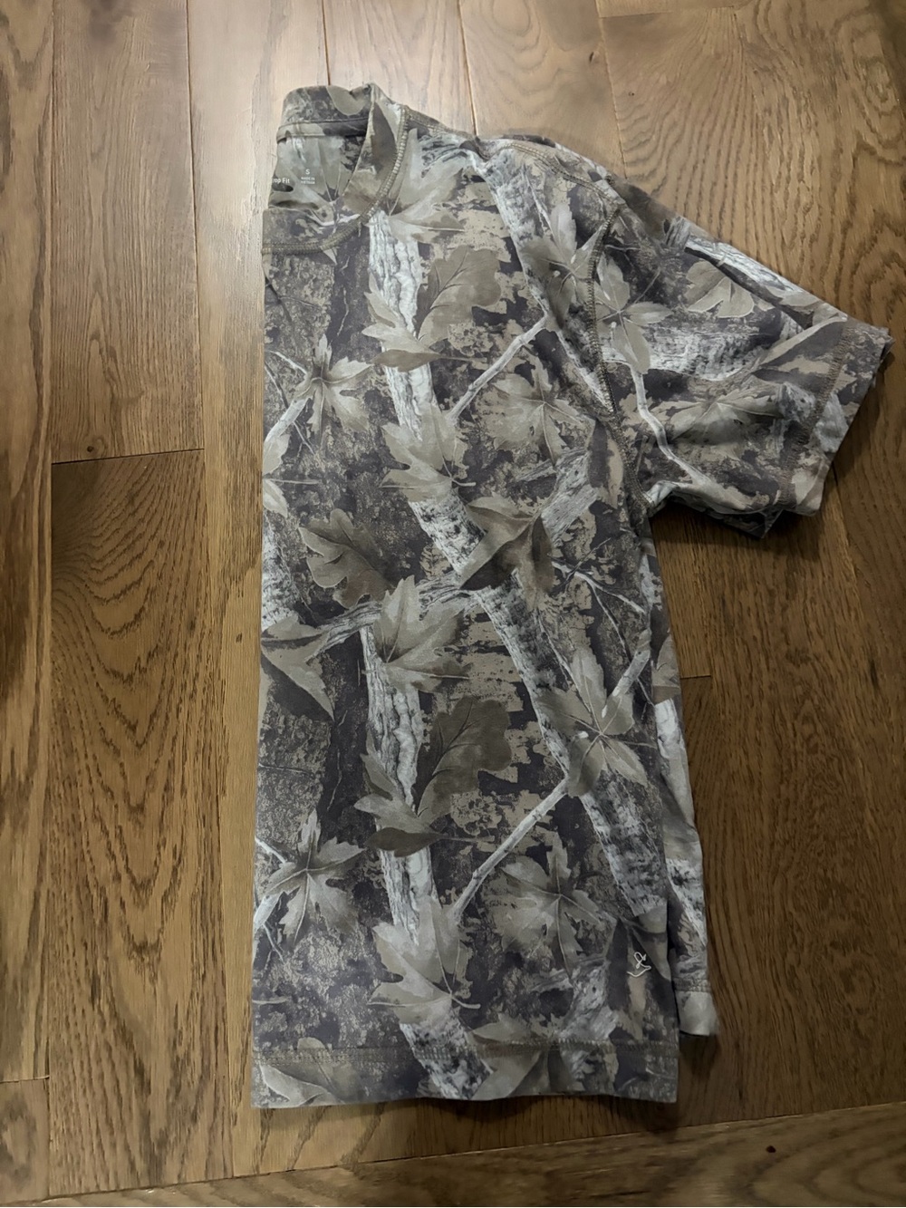 Hollister Men's Short-Sleeve Camo Leaf Print Shirt - Brown & Gray - Picture 3 of 4